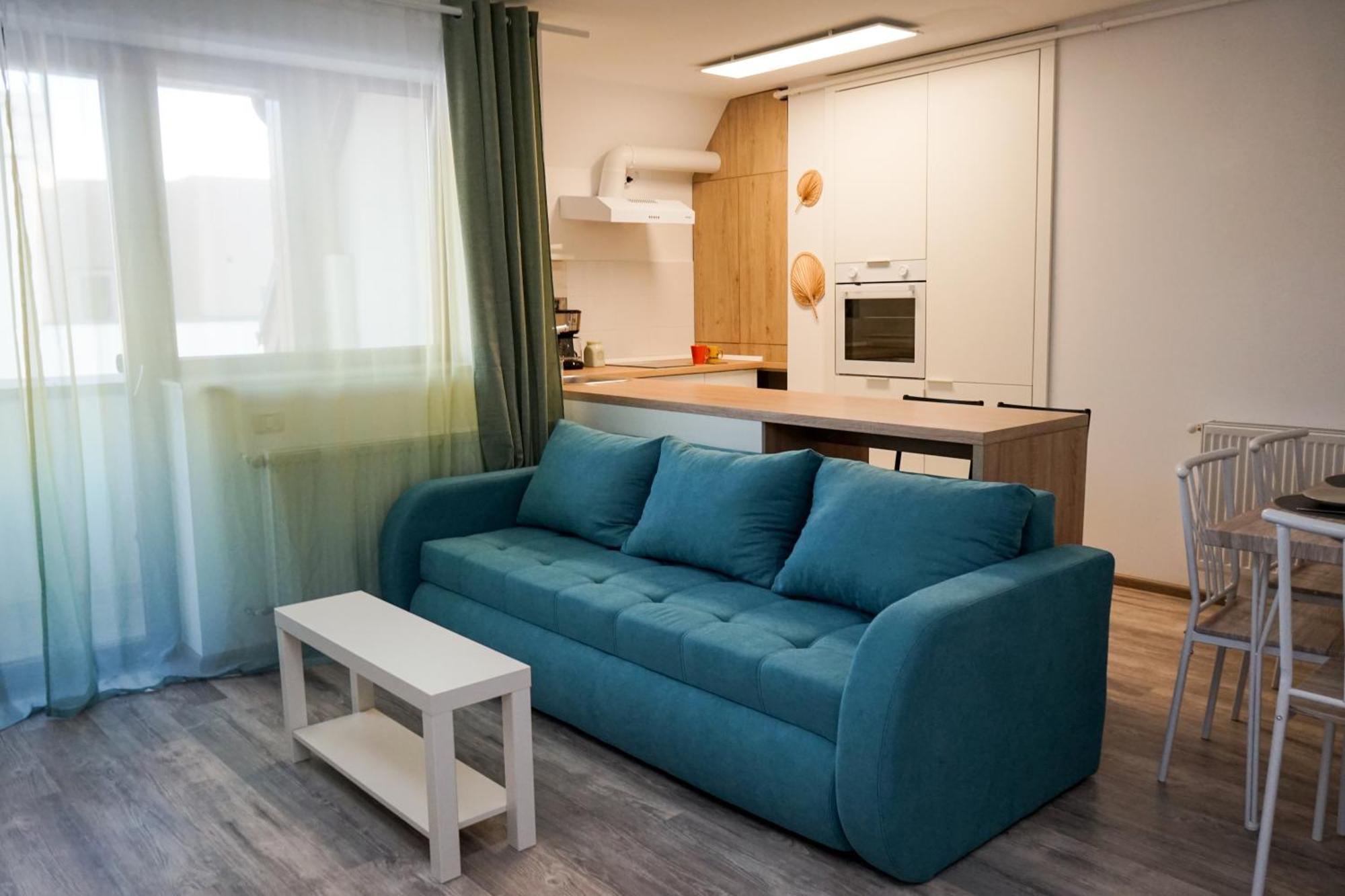 Mirandis Apartments - Comfort & Private Parking Near Coresi Mall Braşov Exterior foto