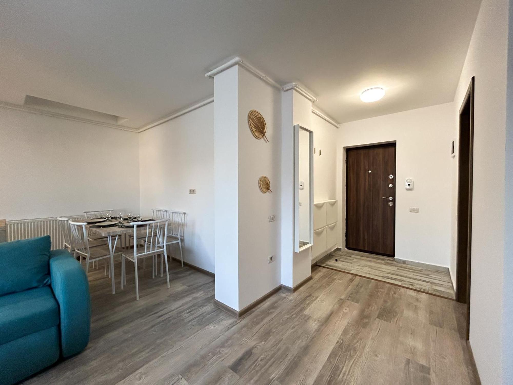 Mirandis Apartments - Comfort & Private Parking Near Coresi Mall Braşov Exterior foto