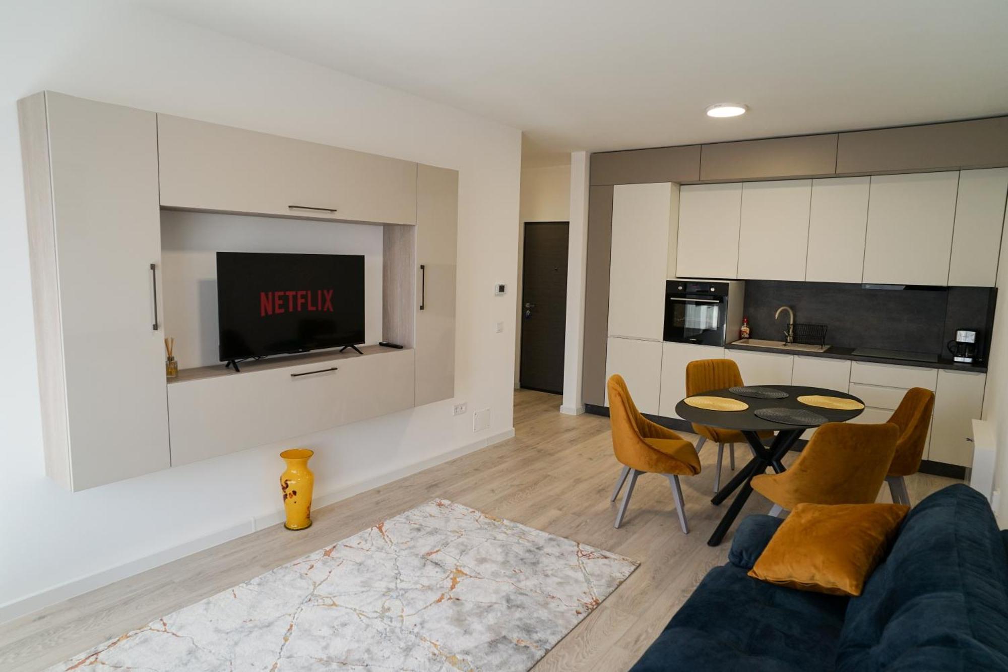 Mirandis Apartments - Comfort & Private Parking Near Coresi Mall Braşov Exterior foto