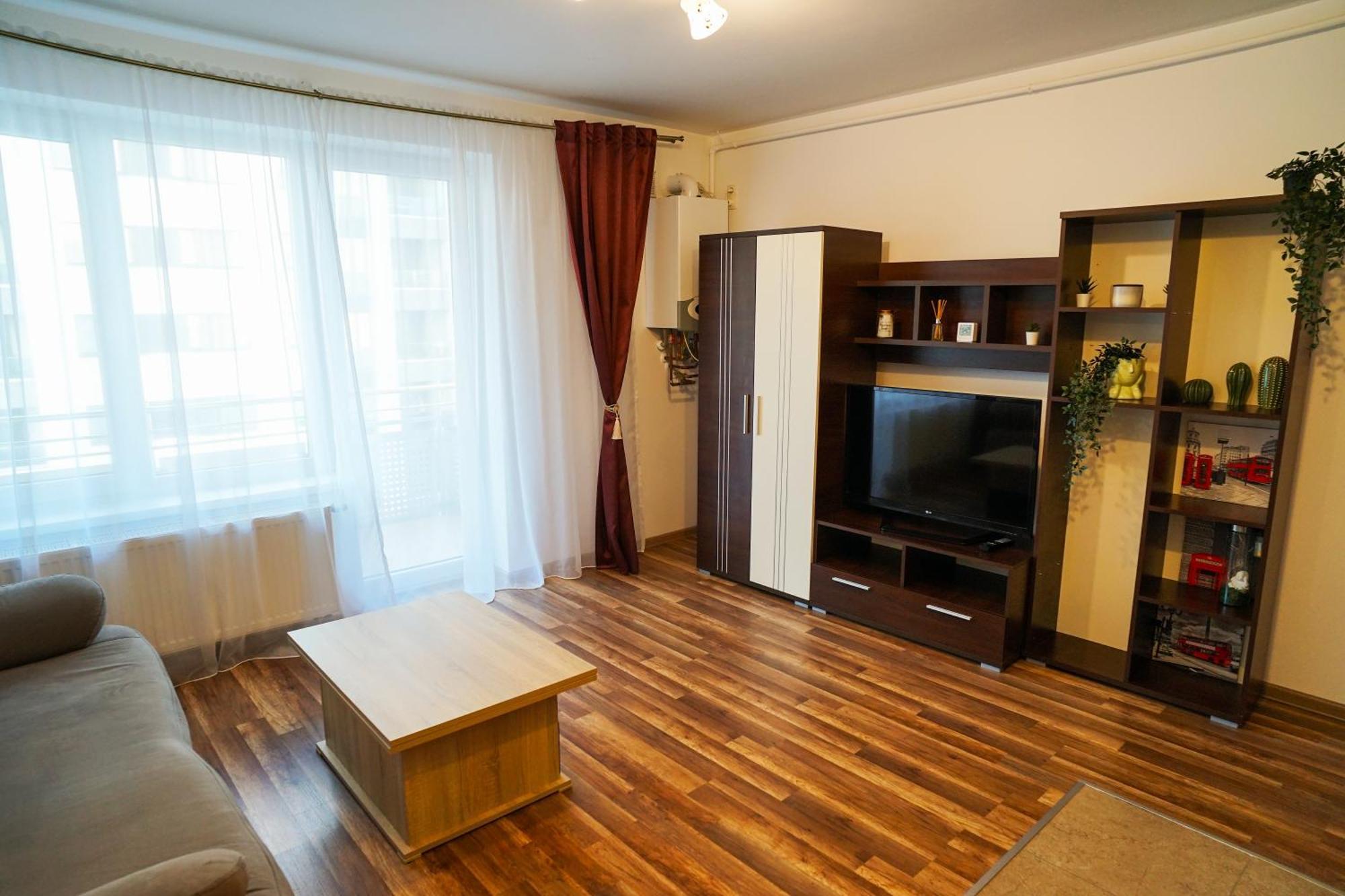 Mirandis Apartments - Comfort & Private Parking Near Coresi Mall Braşov Exterior foto