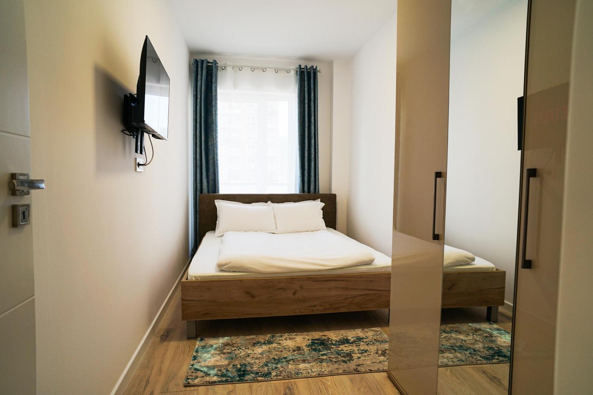 Mirandis Apartments - Comfort & Private Parking Near Coresi Mall Braşov Exterior foto
