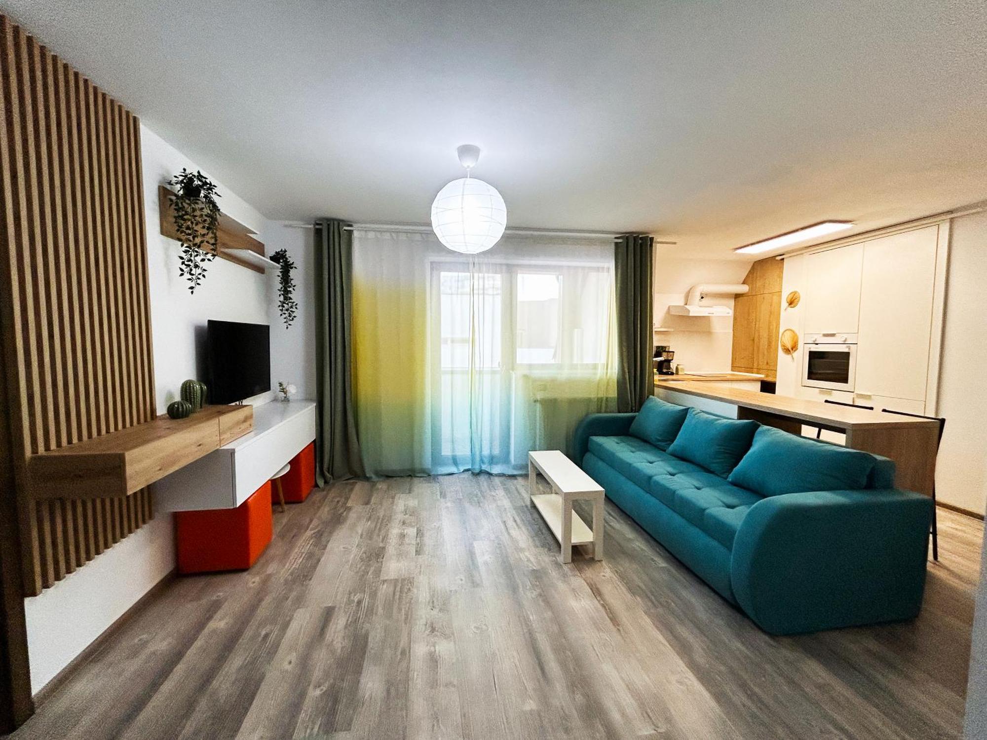 Mirandis Apartments - Comfort & Private Parking Near Coresi Mall Braşov Exterior foto